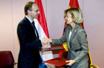 Firma convenio doble imposición España Luxemburgo