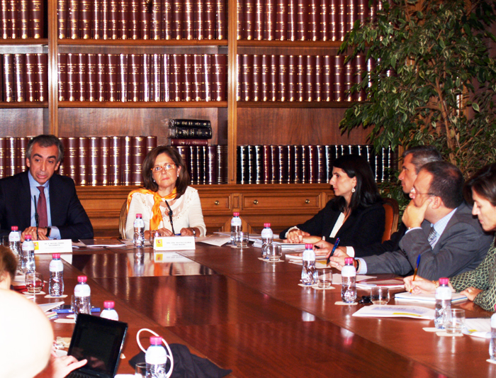 Imagen del encuentro informativo con los periodistas sobre la Ley antifraude