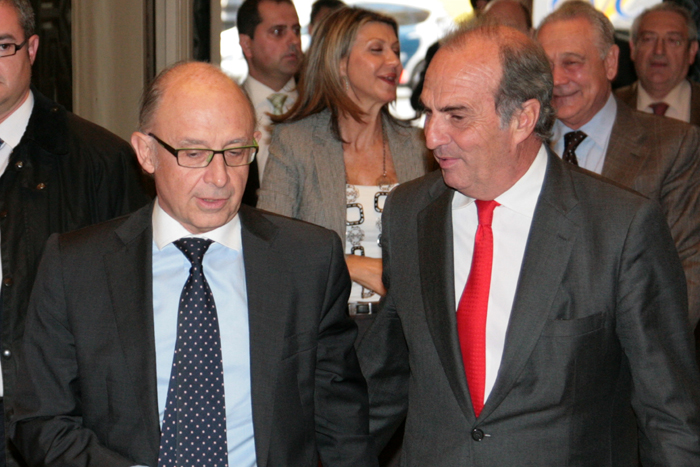 Imagen de la reunión del ministro en Foment del Treball de Cataluña