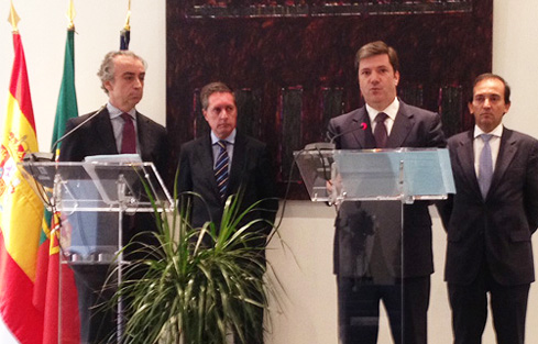 Imagen de  Miguel Ferre, Paulo Nuncio, Santiago Menéndez y José Antonio de Azevedo