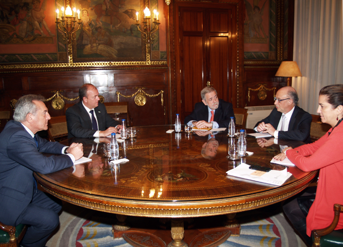 Imagen de la reunión con José Antonio Monago